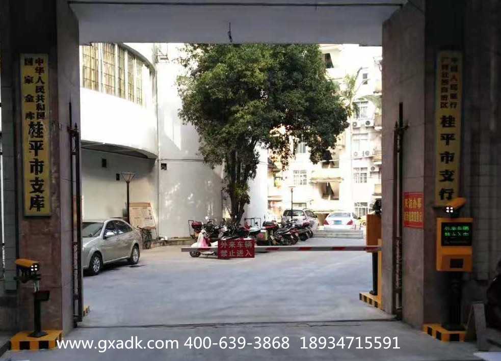 e436830bac59a212191dffb9cabcb818.jpg